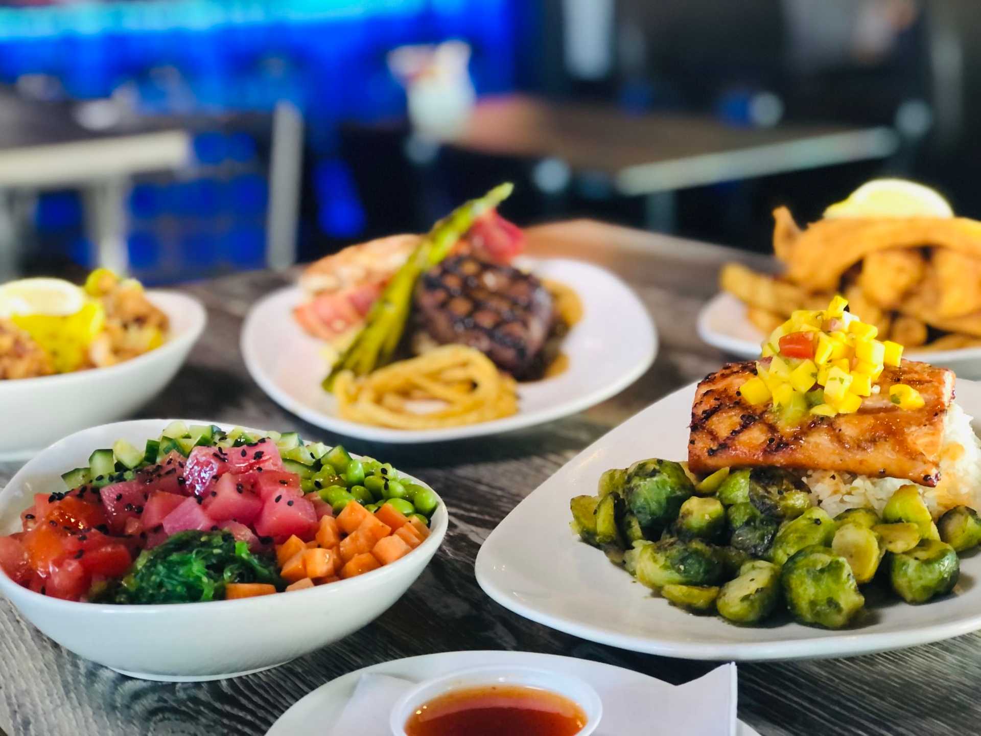 Big Tunas Beach Bar & Grill